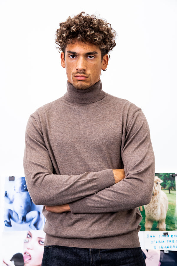 Turtleneck in 100% extra-fine Merino wool