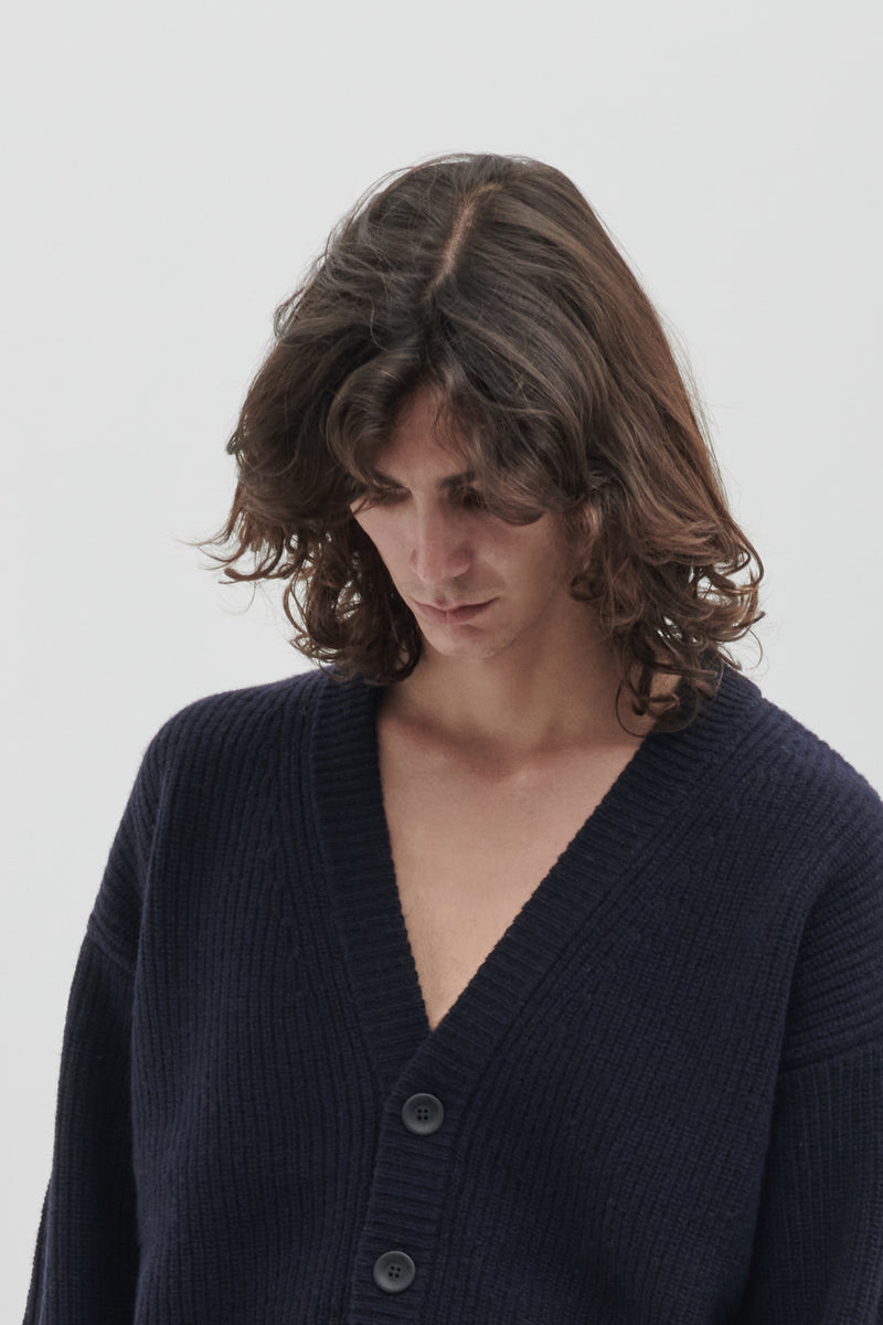 Cardigan basico in maglia perlata