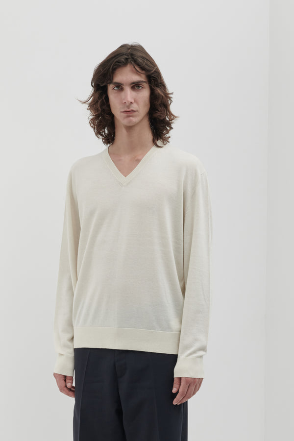 Scollo a V in Lana Merino extrafine e Cotone organico