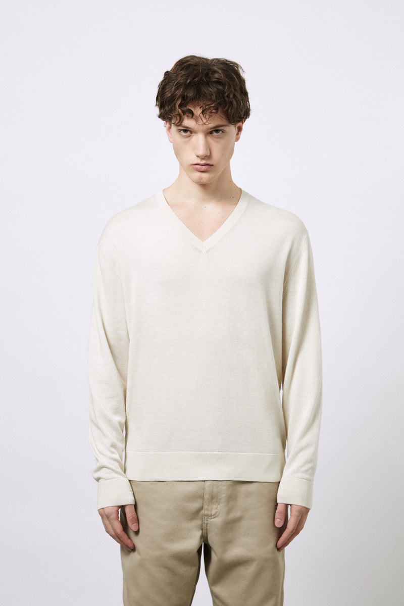 Scollo a V in Lana Merino extrafine e Cotone organico