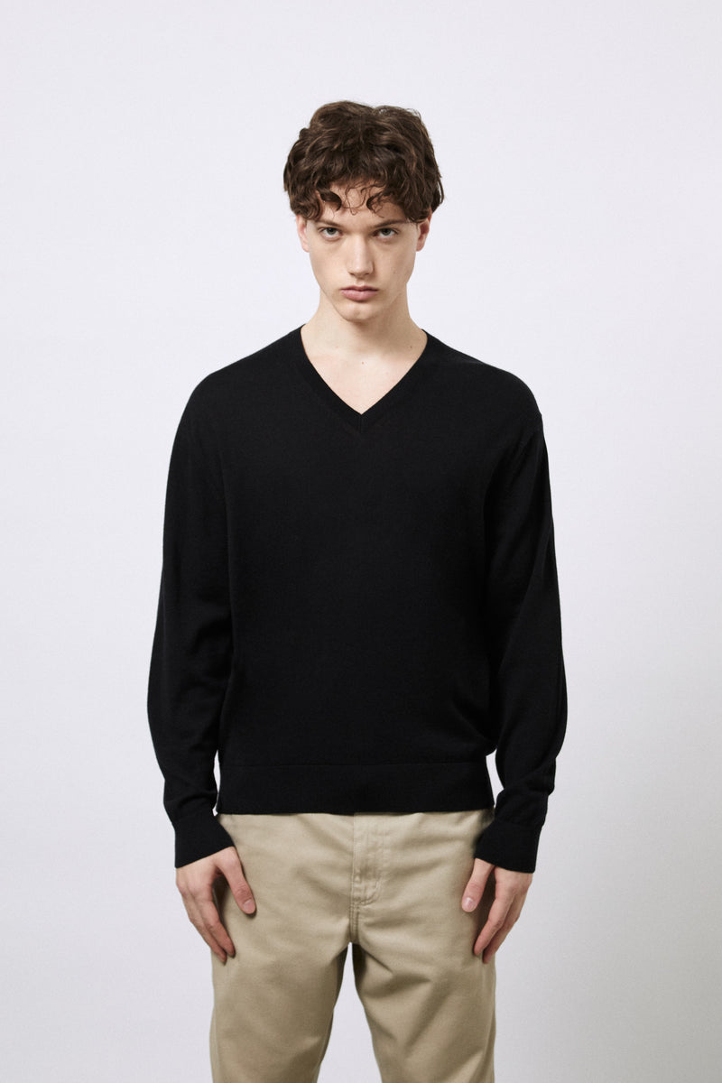 Scollo a V in Lana Merino extrafine e Cotone organico