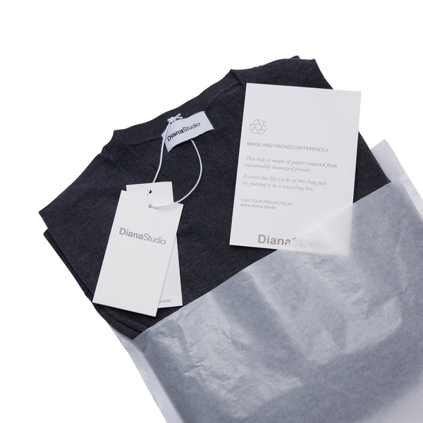 Scollo a V in Lana Merino extrafine e Cotone organico