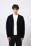 Cardigan basico in maglia perlata