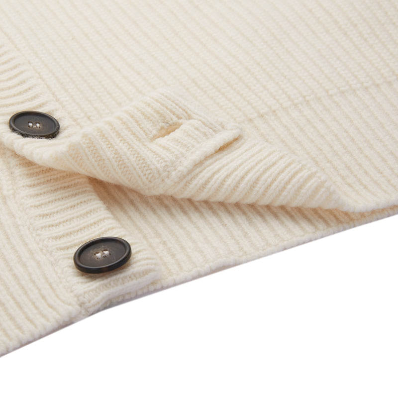 Cardigan basico in maglia perlata