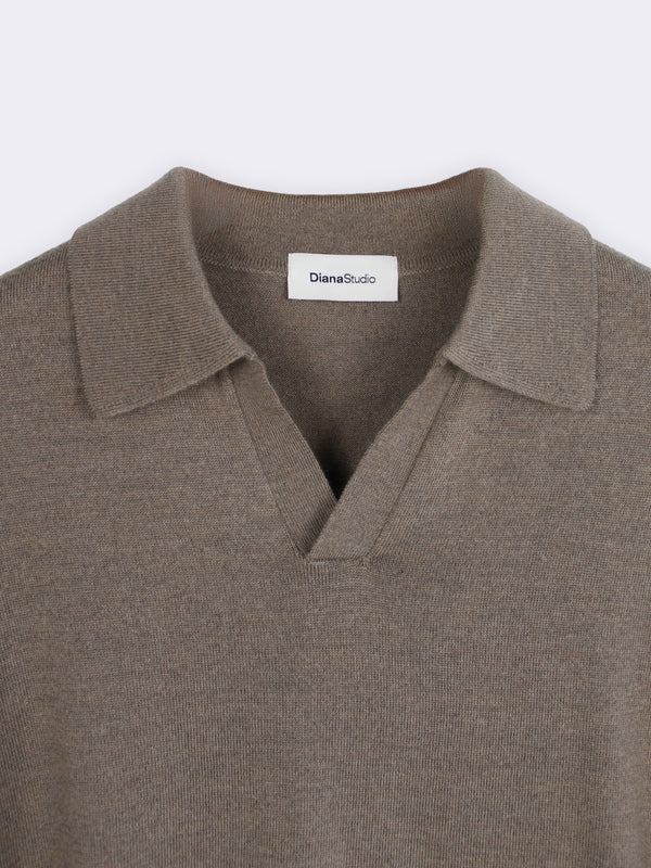 Buttonless polo shirt in extra-fine Merino wool