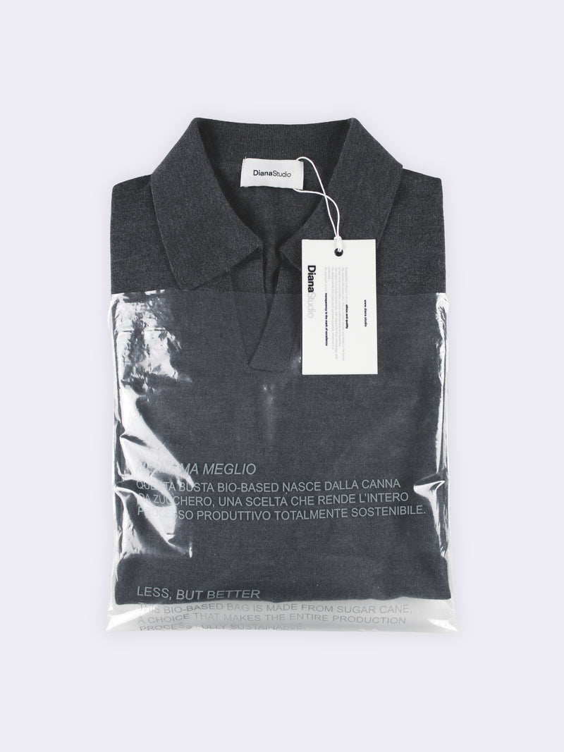 Buttonless polo shirt in extra-fine Merino wool