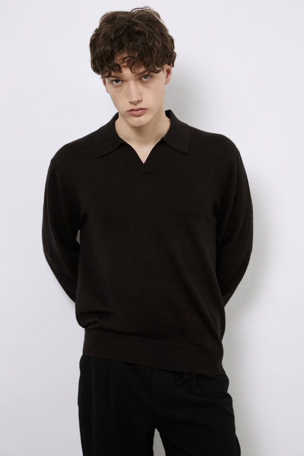 Buttonless polo shirt in extra-fine Merino wool
