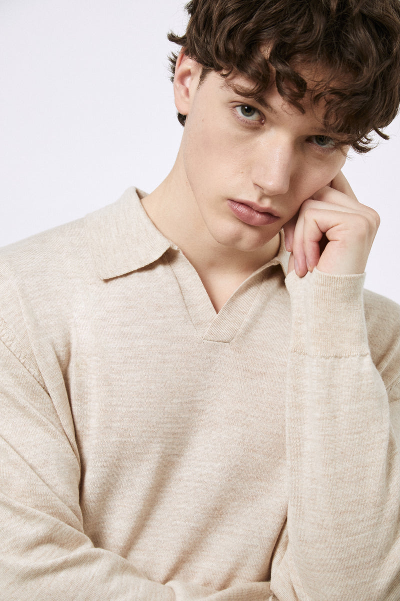 Buttonless polo shirt in extra-fine Merino wool